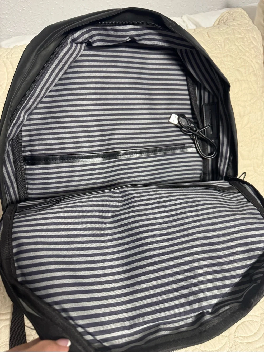Black Men's Backpack with USB Charging Port